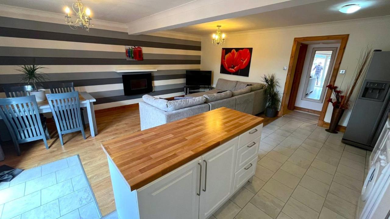Elegant 2 Bedroom Chalet Edinburgh Eksteriør bilde