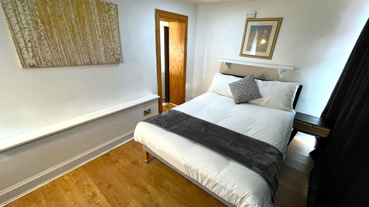 Elegant 2 Bedroom Chalet Edinburgh Eksteriør bilde
